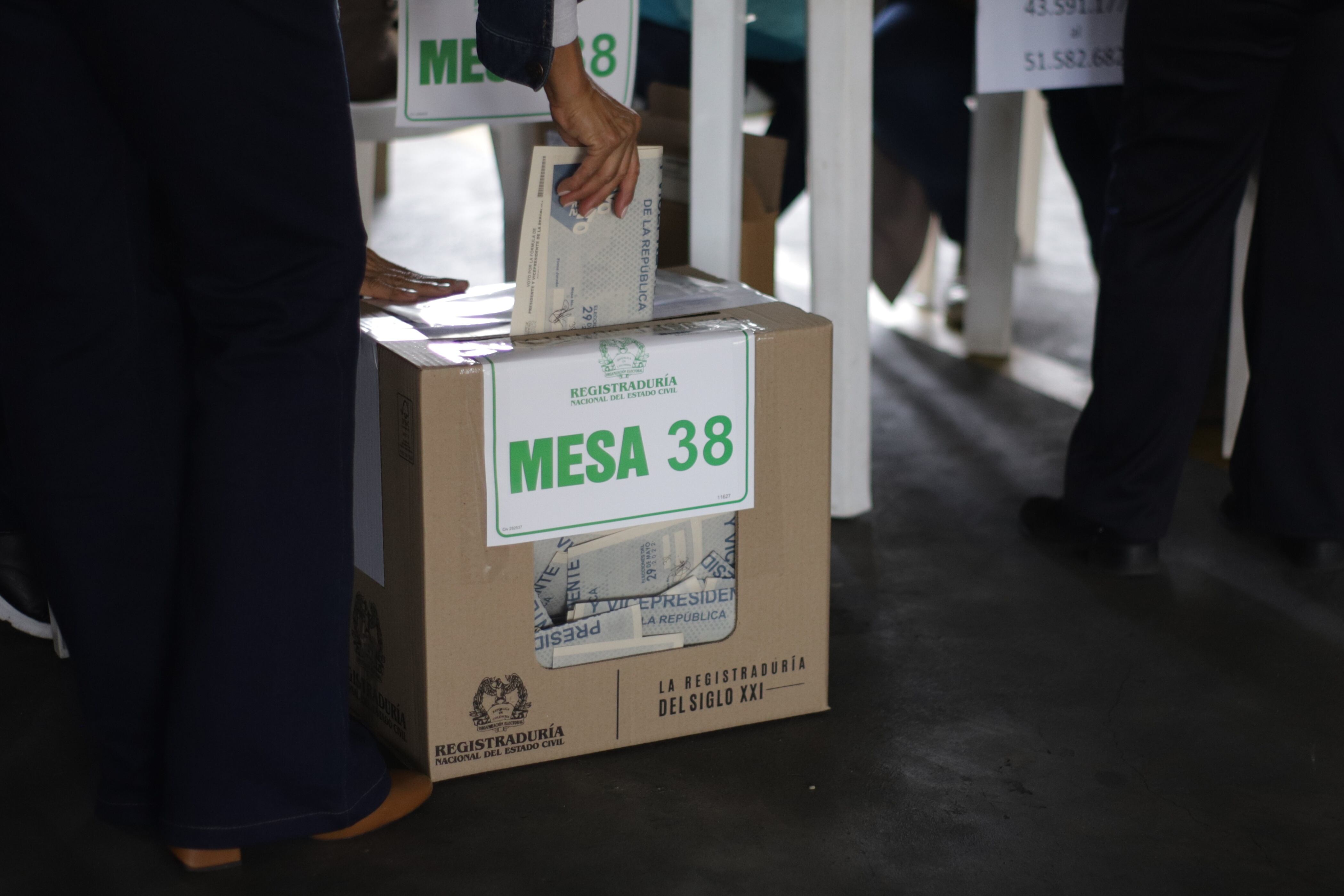 Horarios de votación elecciones regionales 2023 - Colprensa