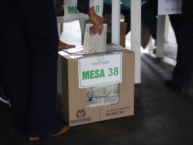 Horarios de votación elecciones regionales 2023 - Colprensa