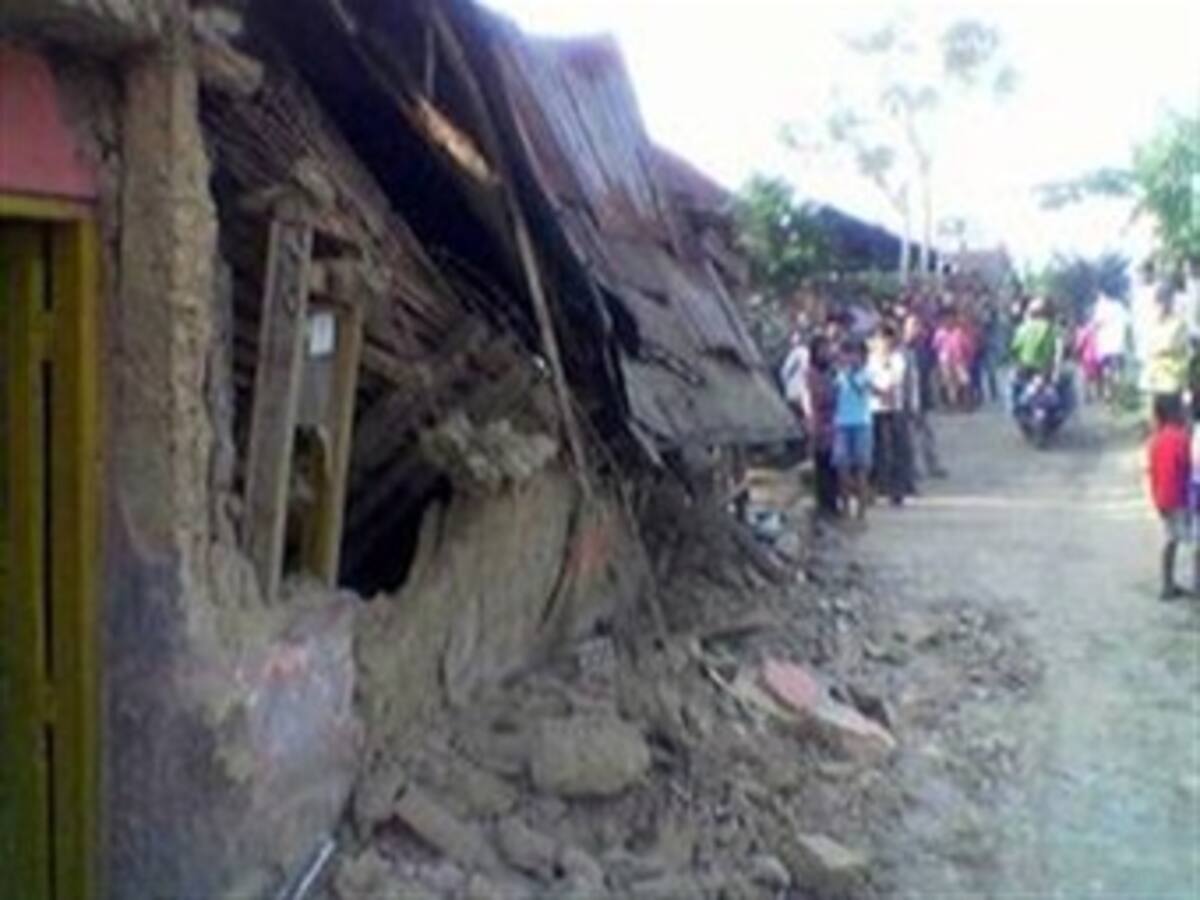 Al menos 23 muertos y más de 200 herido deja el terremoto en Indonesia