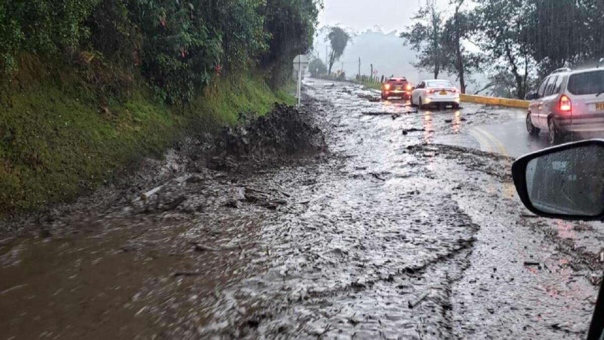 Se mantiene incomunicación vial al sur de la región