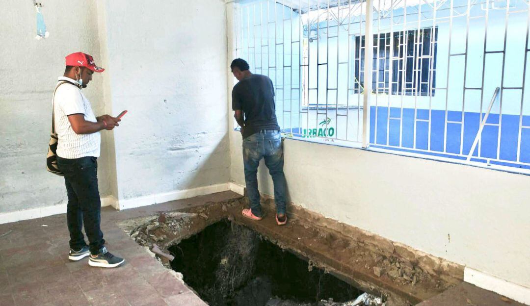 La Alcaldía de Turbaco a través de la Secretaría de Infraestructura municipal inició los trabajos de demolición de plantilla y piso