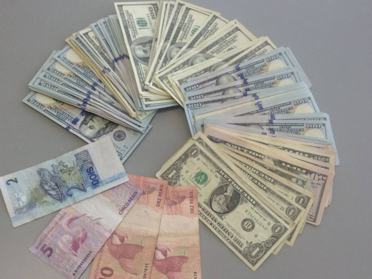Capturan hombre que camufló 180 mil dólares en sus partes íntimas