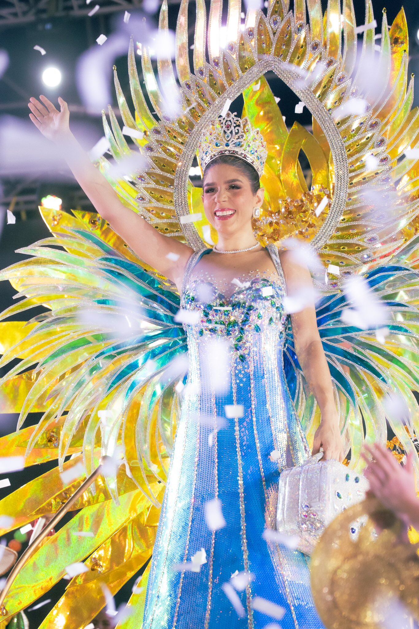 Alesxandra Estarita en su coronación