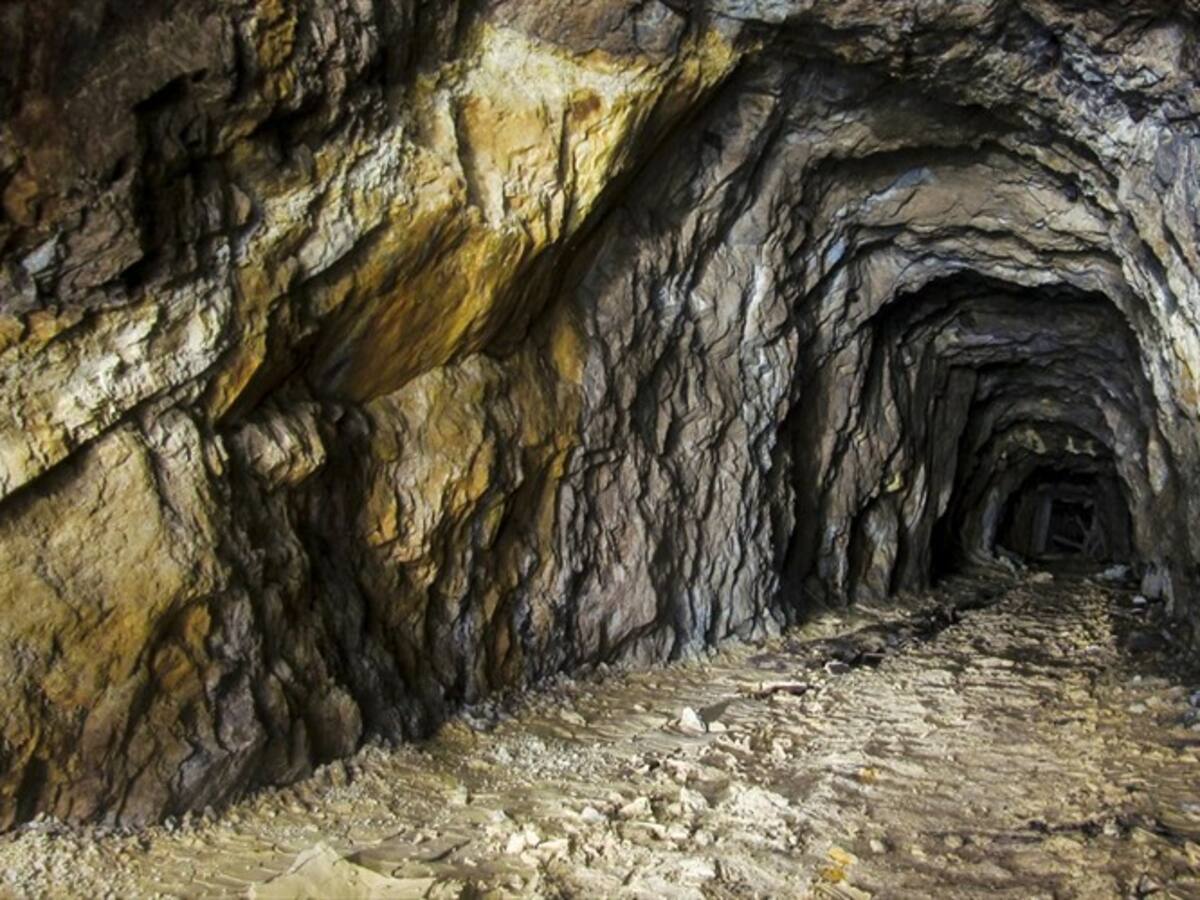 Detonaciones en mina ilegal causaron cese de actividades de la Gran Colombia Gold