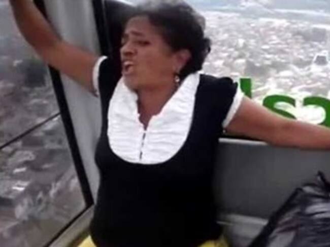 Está desaparecida doña Gloria, famosa por video en Metrocable de Medellín
