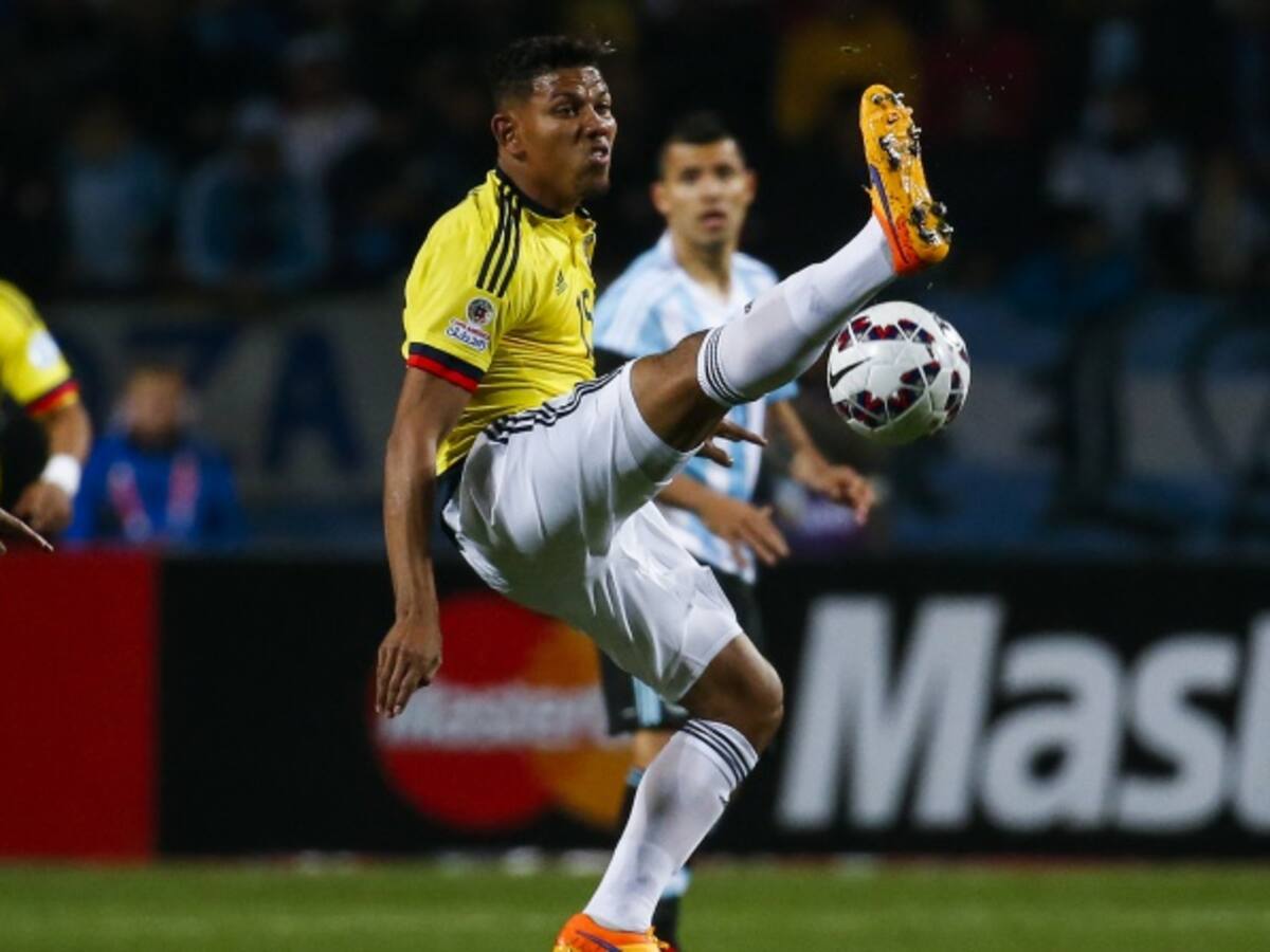 Alex Mejía reemplaza a Daniel Torres en la Selección