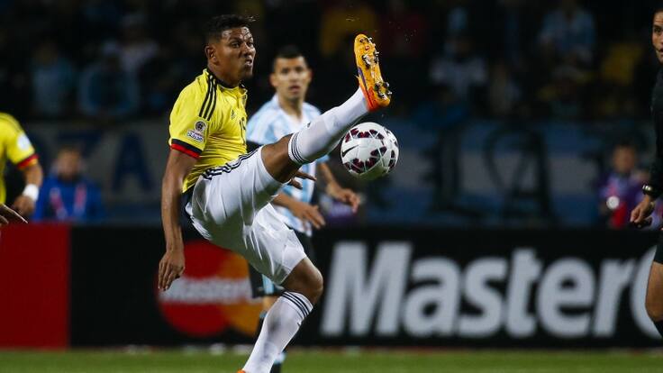Alex Mejía reemplaza a Daniel Torres en la Selección