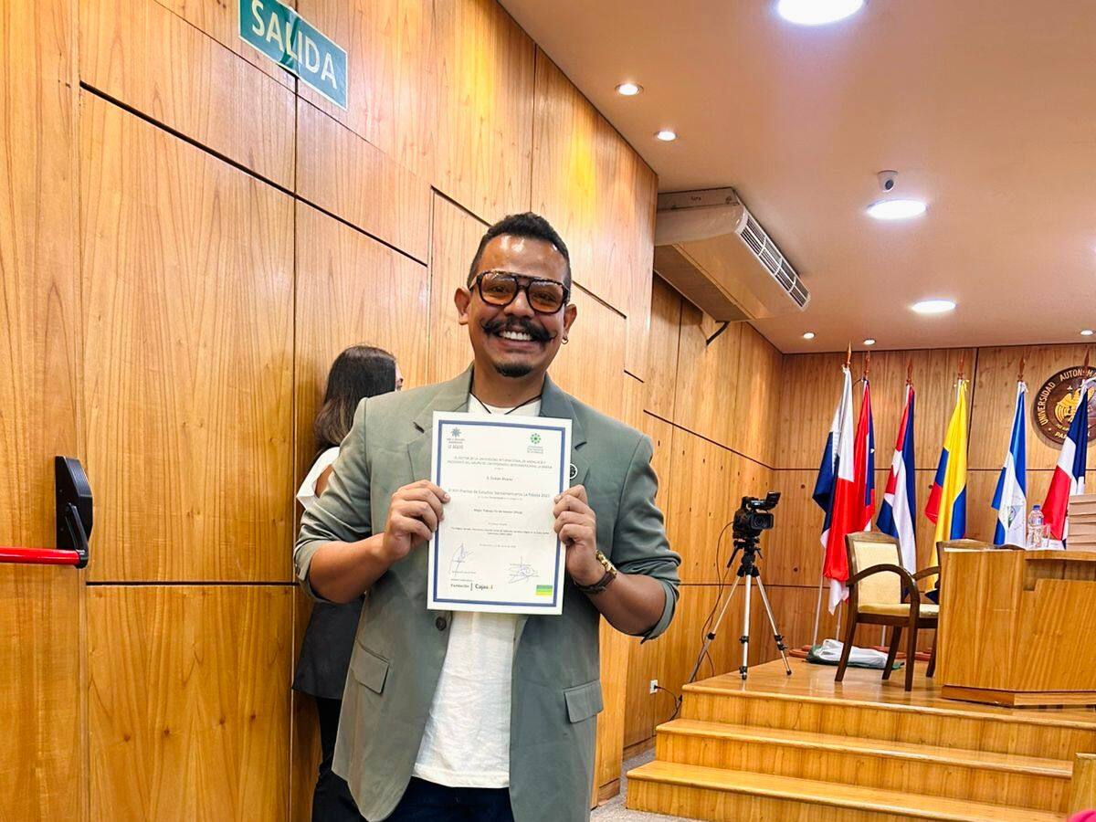 Investigador de la Unicartagena gana premio iberoamericano por tesis sobre el vallenato narrativo