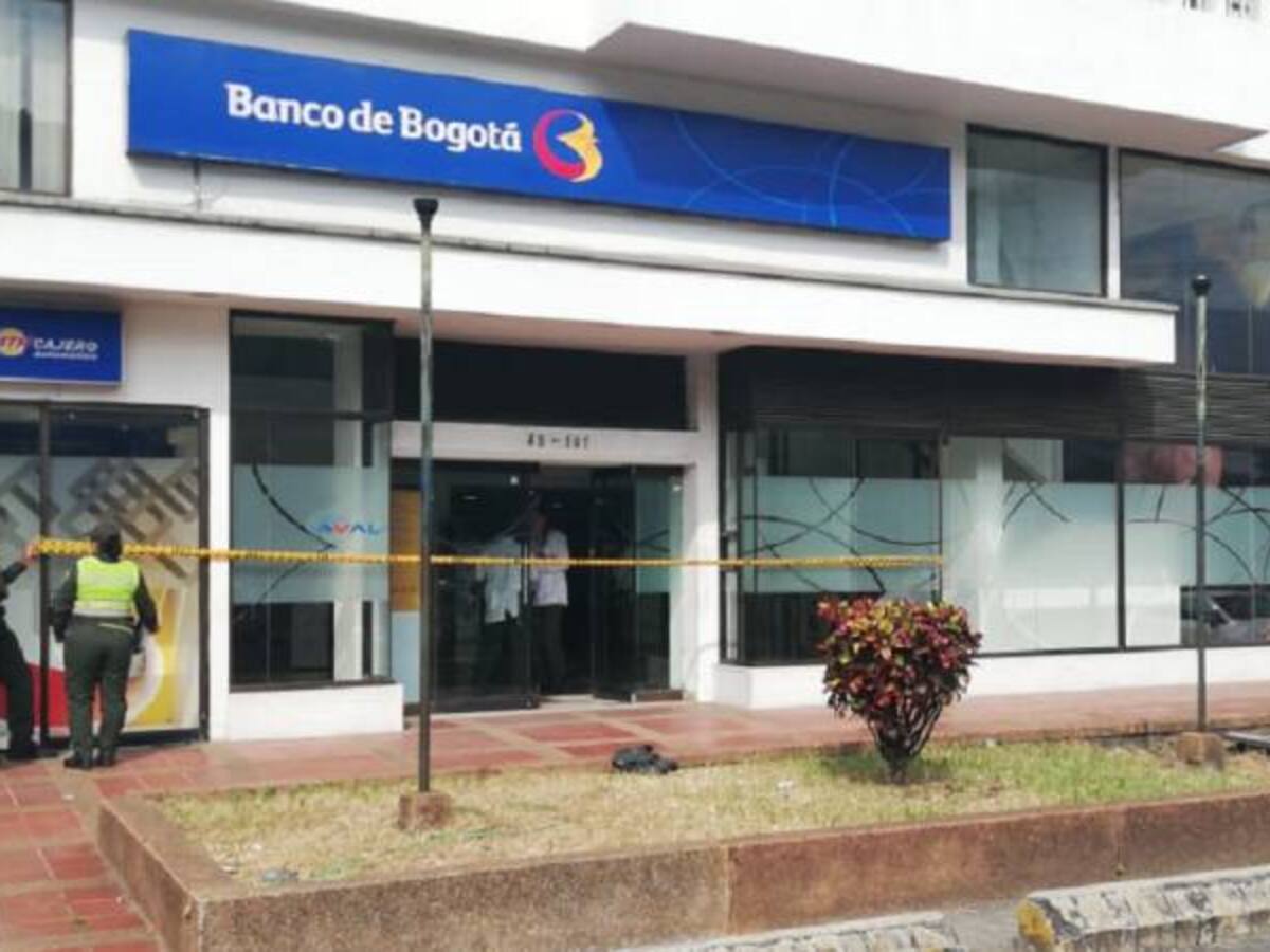 Delincuentes atracaron sede bancaria de Ibagué