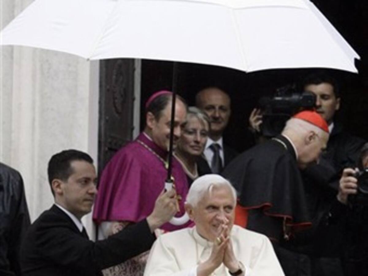 Ningún cardenal es investigado por el robo de documentos: Vaticano