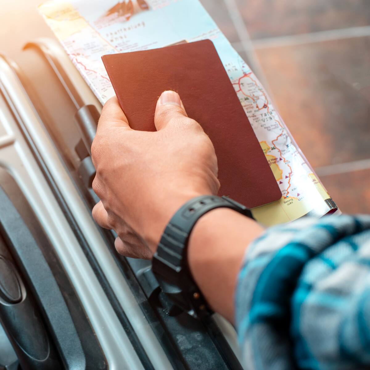 Ahorrar en viajes: tips para comprar vuelos de avión baratos