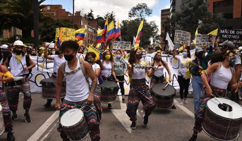 ¿Cómo hacer un llamado a la protesta pacífica sin bloqueos? #MarchasSíBloqueosNo. Foto: Getty Images / SINAN DOÄAN