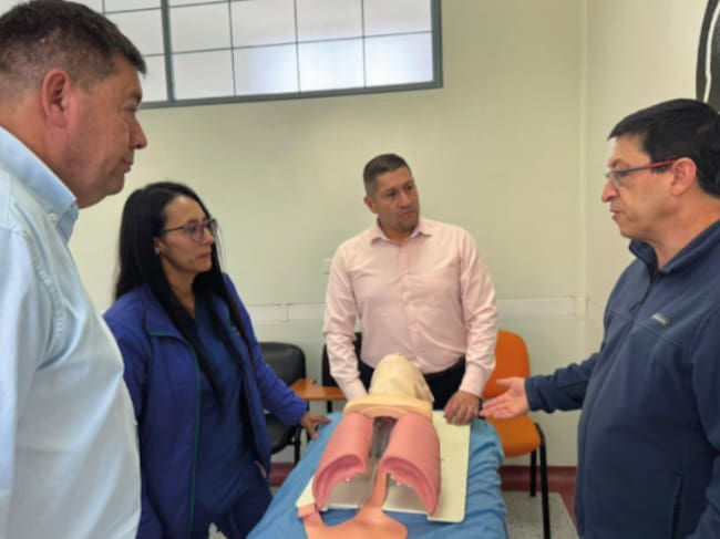 Hospital Universitario de La Samaritana toma como referencia laboratorio clínico de la UPTC