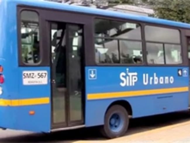Empresarios del SITP se comprometen a superar crisis y entregar buses