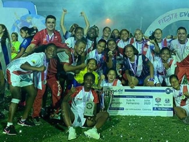 Selección Valle Infantil femenina de fútbol subcampeón del Torneo Evolución