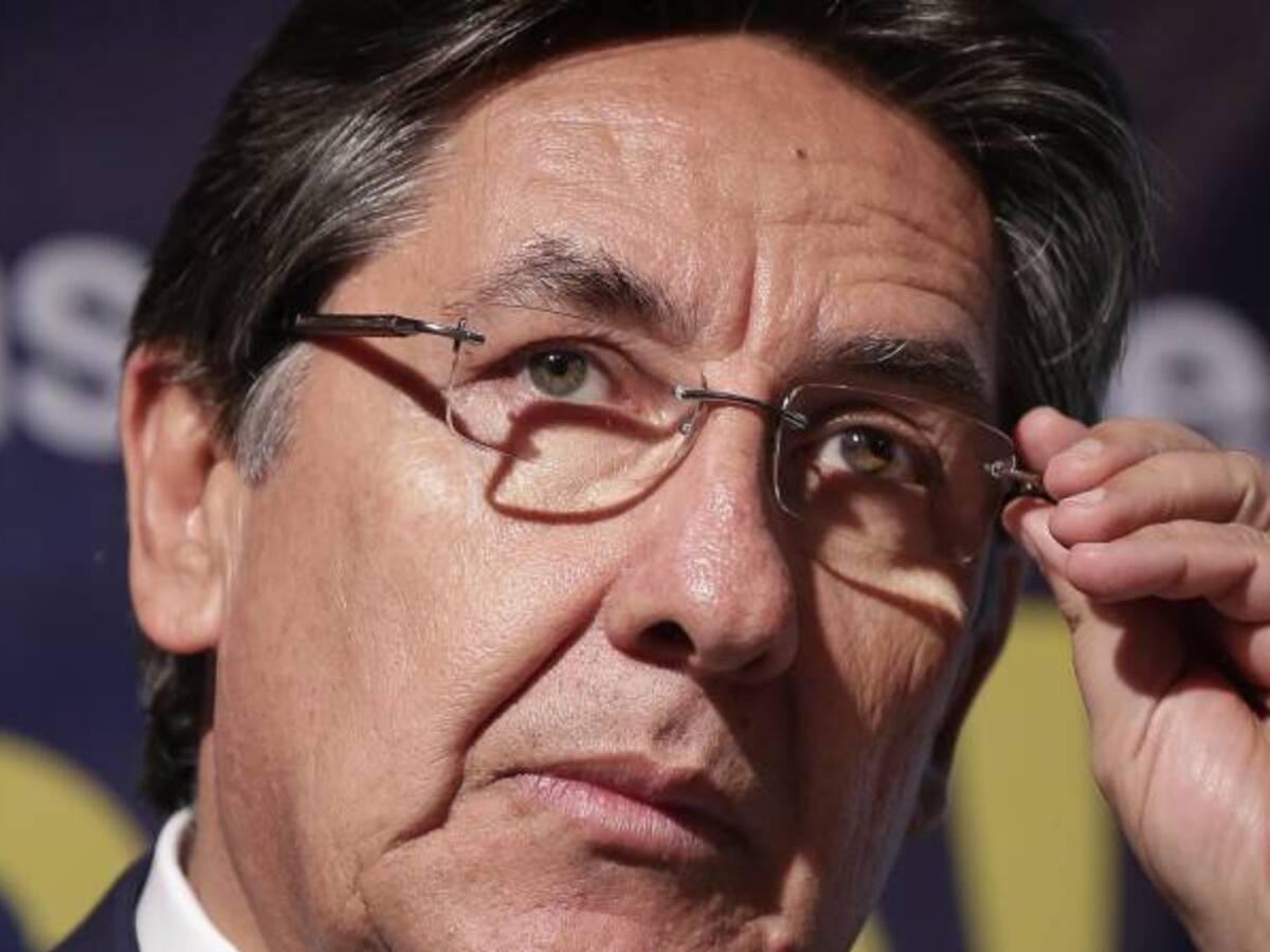 Son cuatro los exintegrantes de las Farc con orden de captura