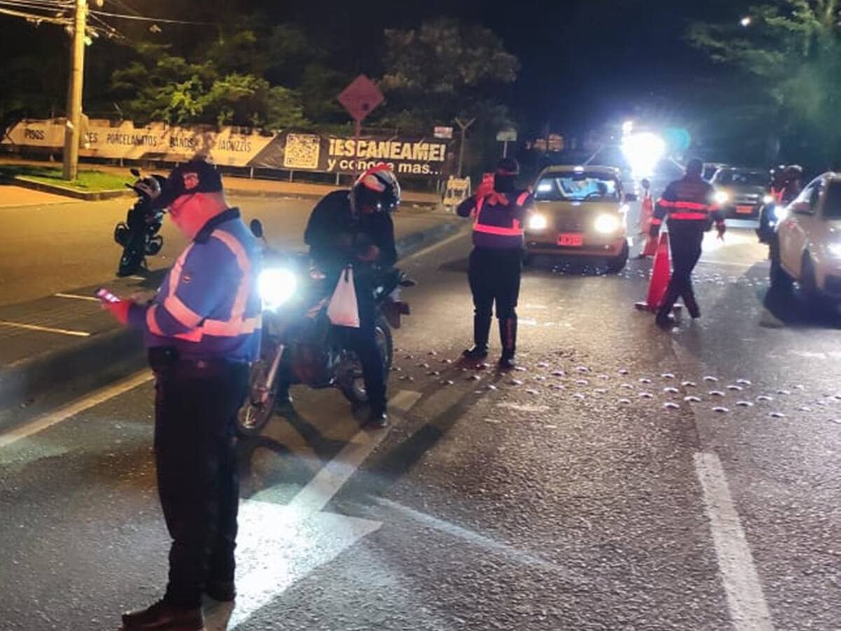 Mujer dejó abandonado a su hijo luego de accidentarse en una moto en Ibagué