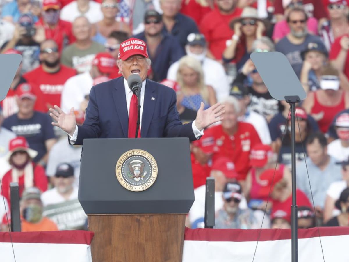 En recta final, Trump insiste en que Biden se rindió a narcos en Colombia