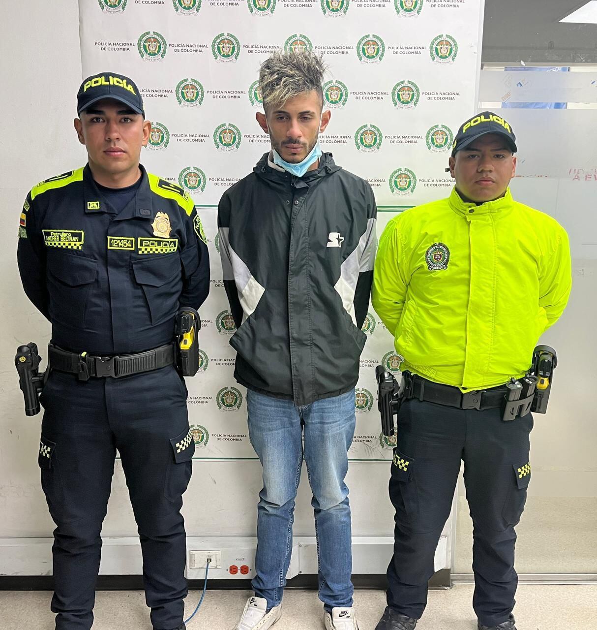 Capturado por homicidio y robo de celulares. Cortesía Prensa Policía de Bogotá.