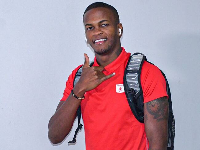 Larry Angulo: "Los jugadores no estamos haciendo las cosas como se deben"