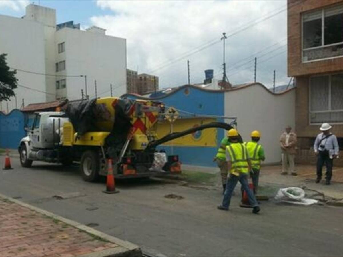 Contraloría vigilará póliza del contrato de máquina tapahuecos
