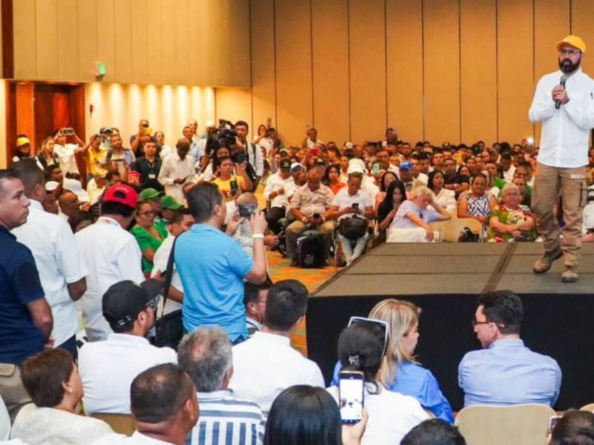 Para democratizar la energía el Gobierno Nacional propone paneles solares y capacitaciones