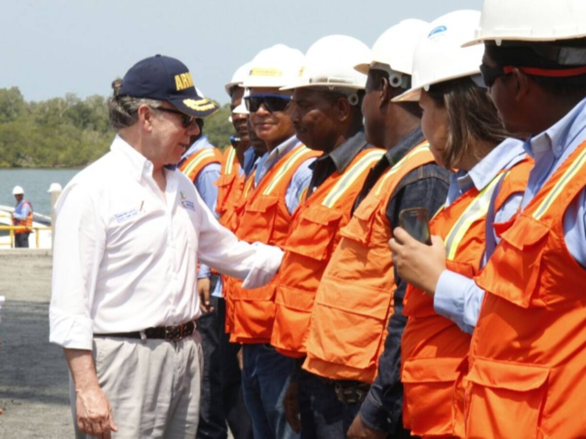 "Estoy seguro que no se robaron la plata que están diciendo": Santos sobre Reficar