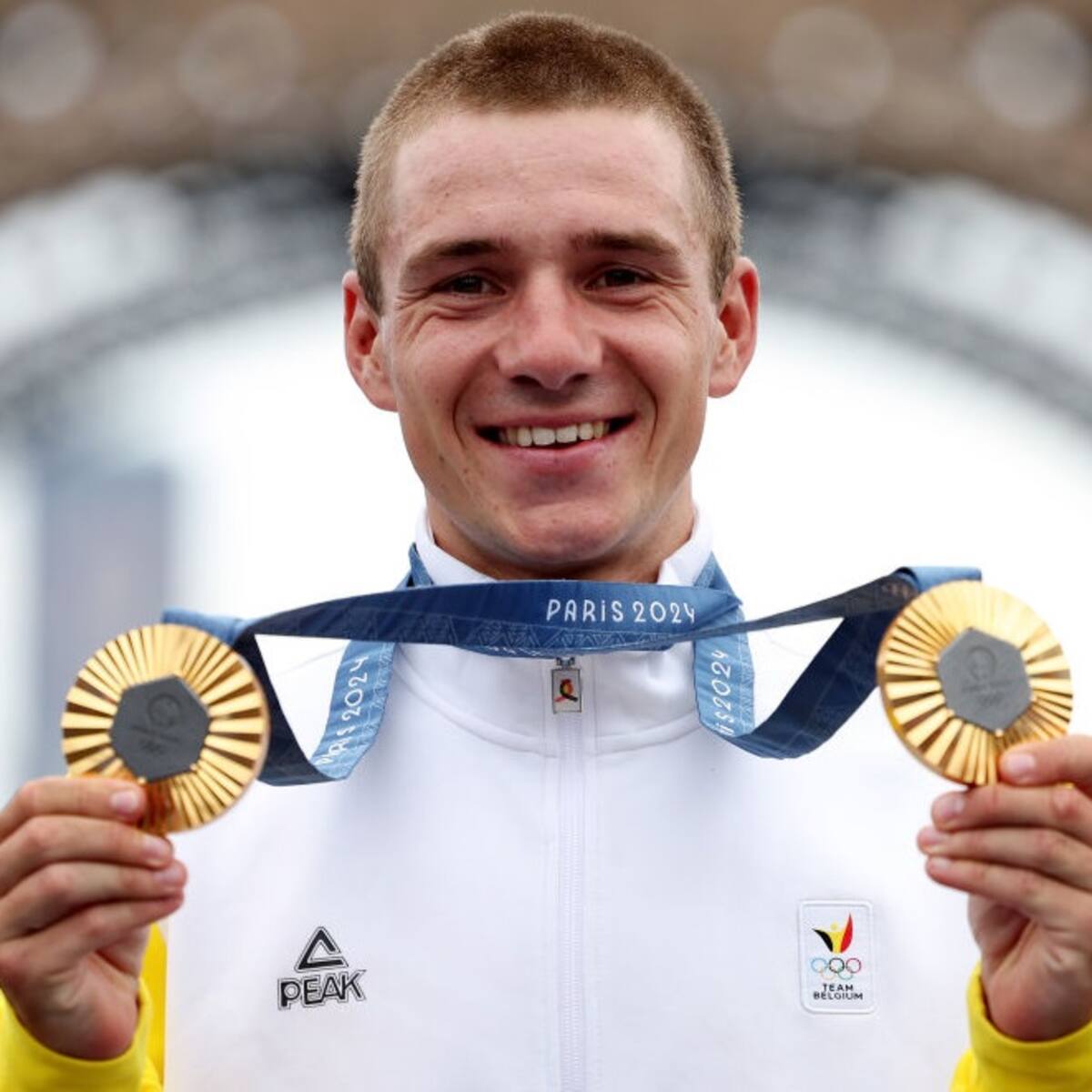 Evenepoel logra doblete histórico en París: campeón de la prueba de ciclismo de ruta