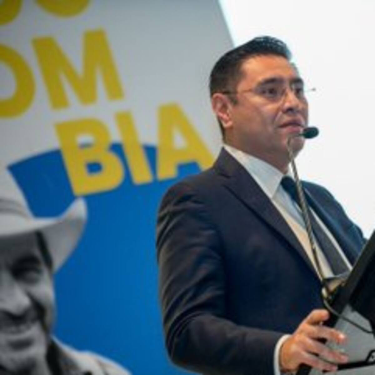 Está garantizada la presencia de Bernie Moreno en Colombia como observador electoral: CNE