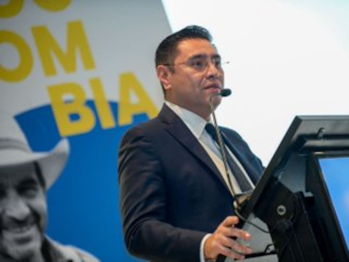 Está garantizada la presencia de Bernie Moreno en Colombia como observador electoral: CNE
