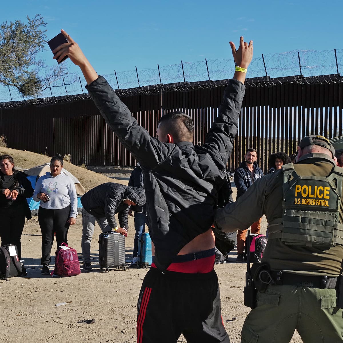 México anuncia acciones penales en Estados Unidos por muerte de migrantes