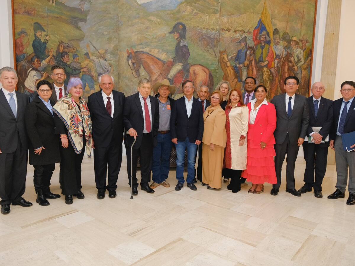 Así terminó la reunión de comisión de Relaciones Exteriores: pidieron a Petro moderar uso de X