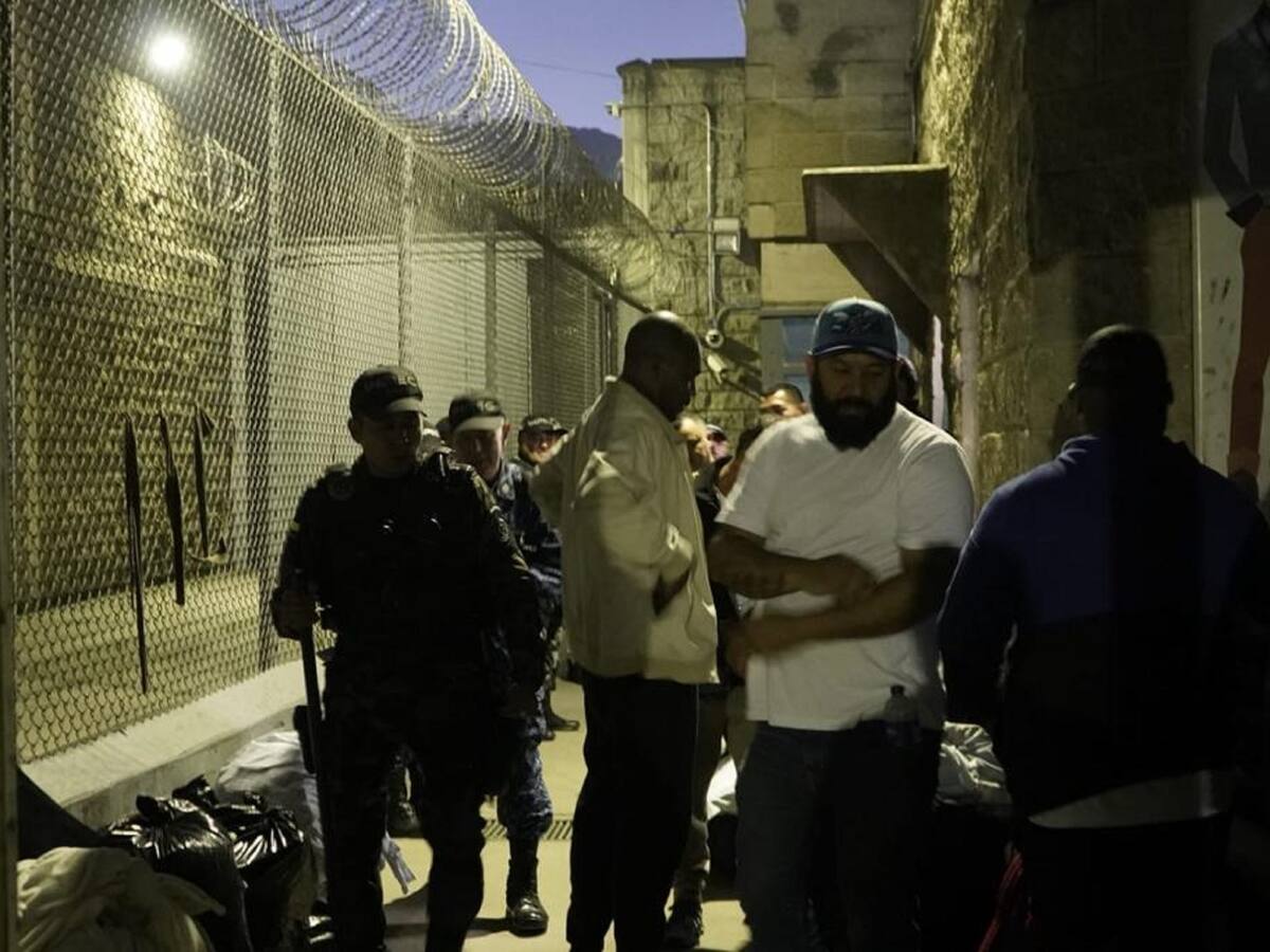 Inpec y Policía adelantaron operación antiextorsión en 18 cárceles