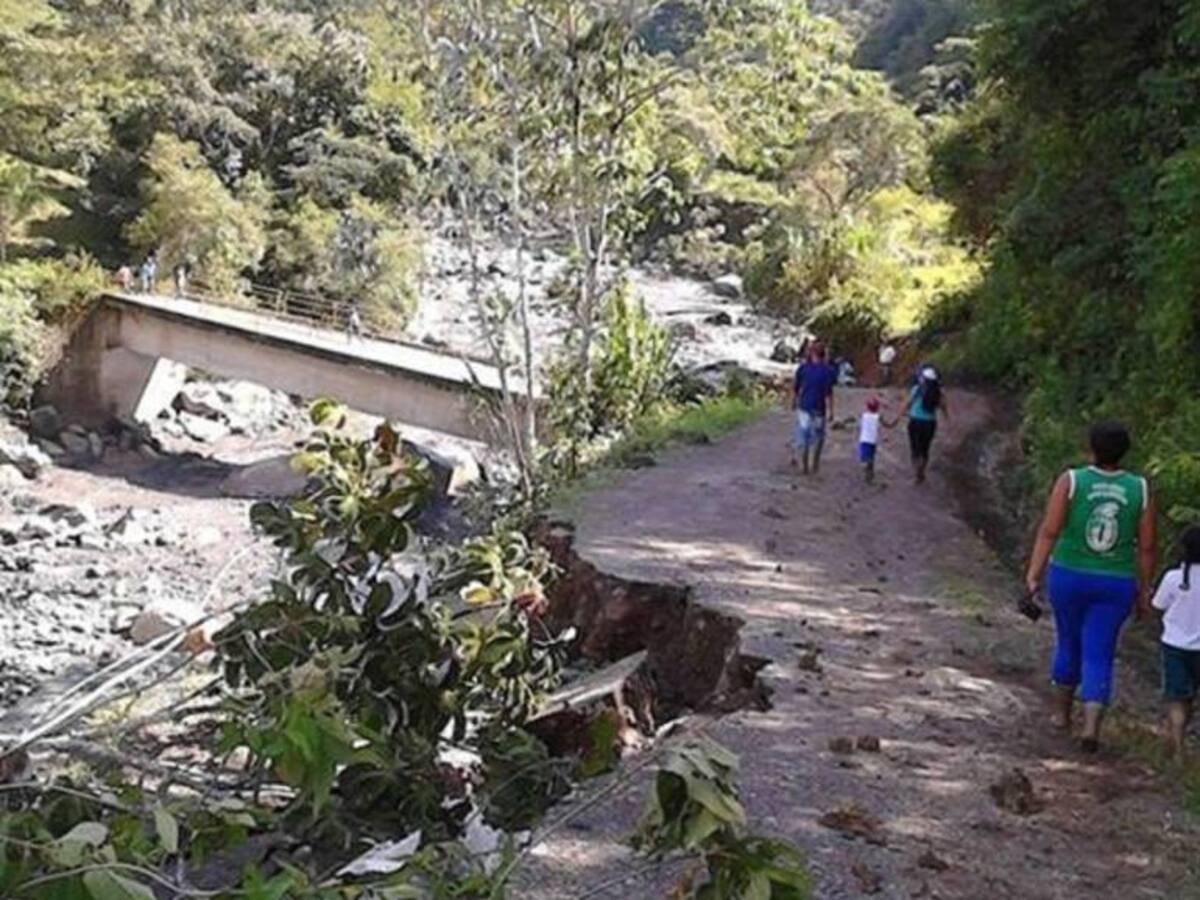 Afectaciones en un puente vehicular podrían dejar incomunicados a los habitantes de Paya, Boyacá