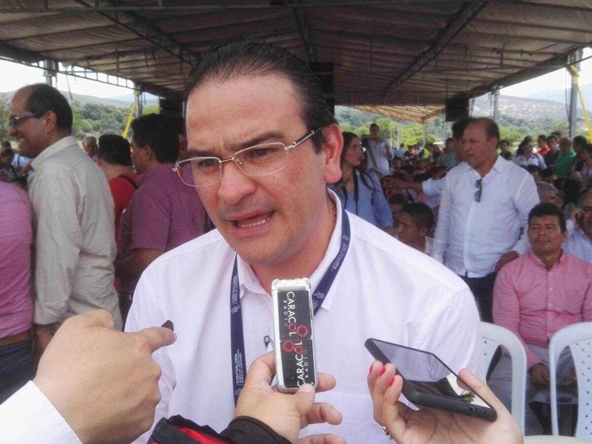 Gobierno hace guiño a “matricula cero” para estudiantes universitarios