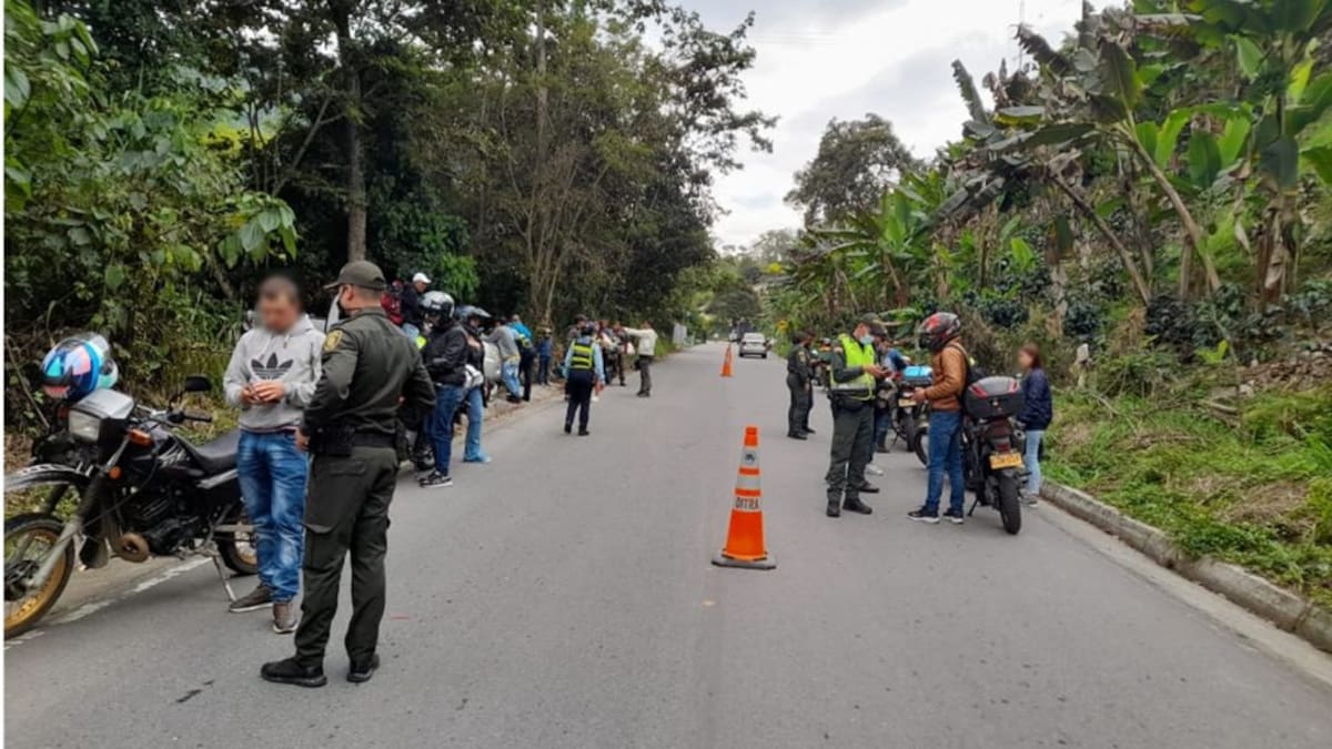 Inmovilizan 6 motocicletas e imparten 10 comparendos por piques ilegales