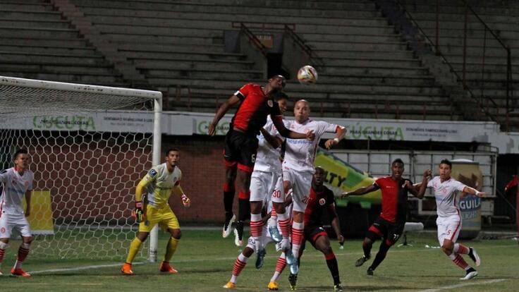 Cúcuta Deportivo cambiaría de sede por altos costos