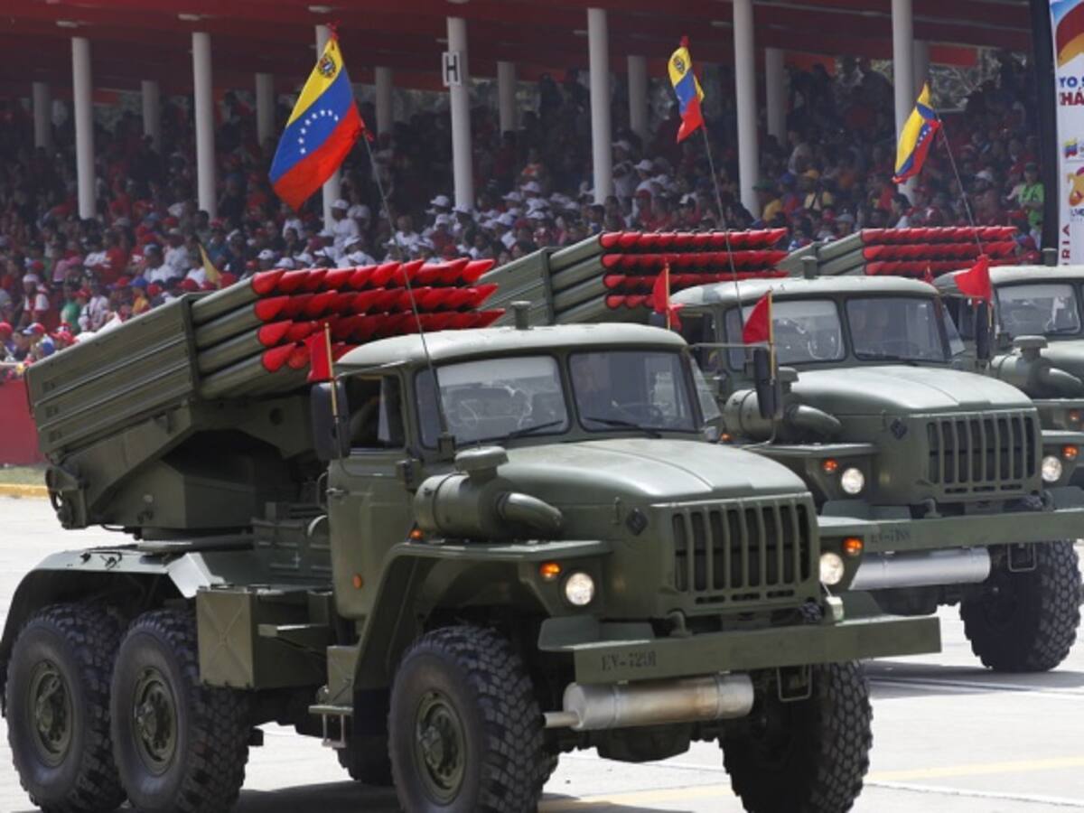 Gobierno venezolano exhibe poderío militar en medio de estado de excepción