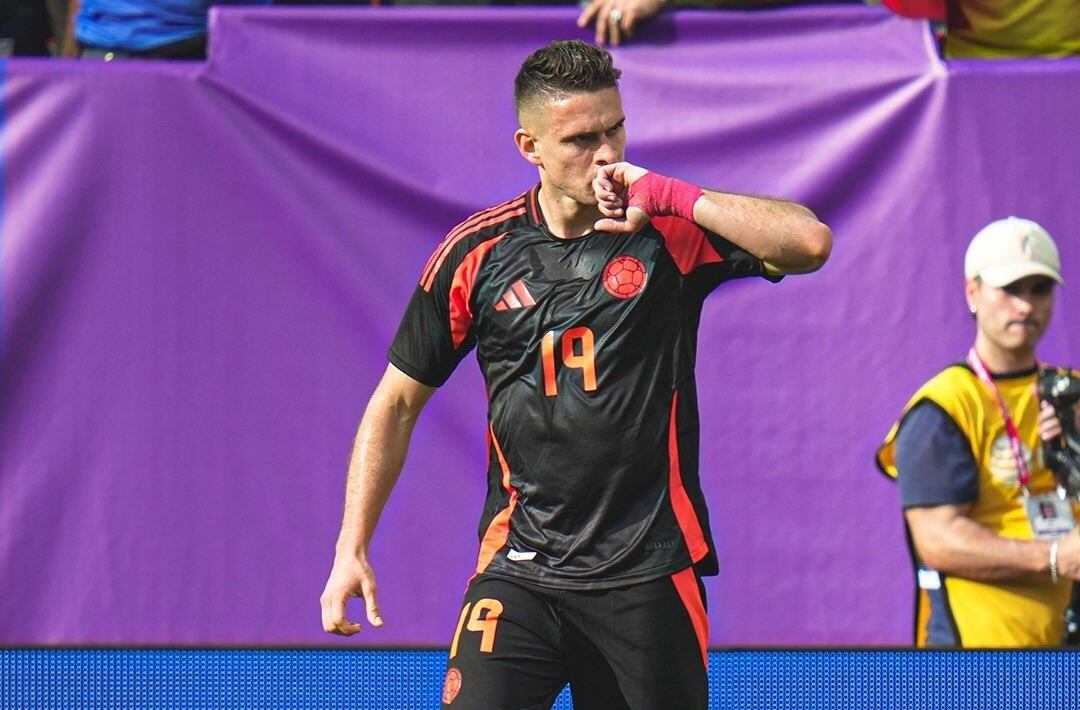 El jugador samario regresó a la titular / @FCFSeleccionCol