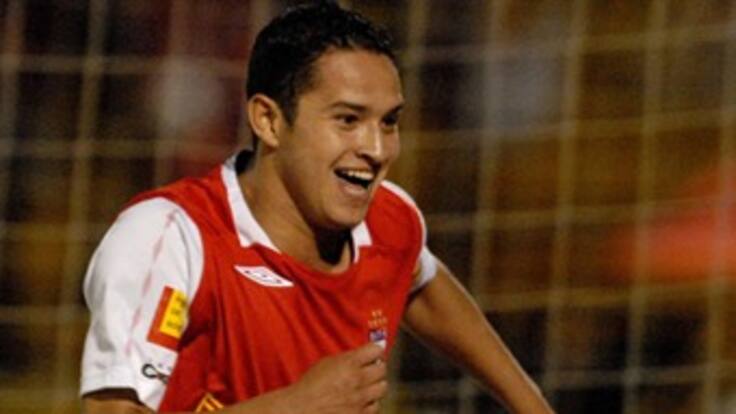 Santa Fe asume el liderato parcial del fútbol colombiano