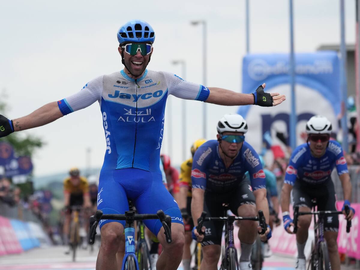 Michael Matthews gana la etapa 3 del Giro de Italia; Rubio fue el mejor colombiano