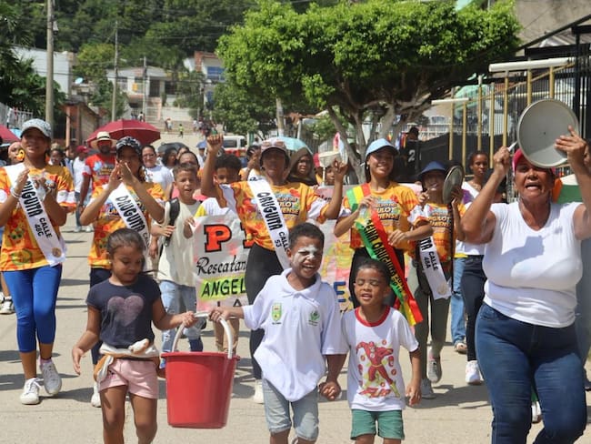 Ángeles Somos se tomó con sus estribillos y el infaltable sancocho todos los rincones de Cartagena