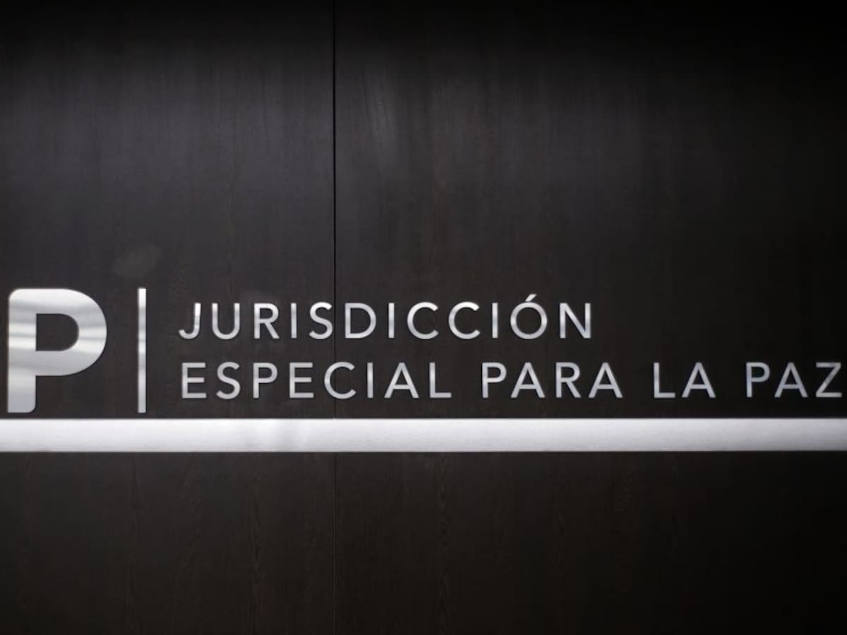 JEP pide explicaciones a 4 ministros por colección del Centro de Memoria