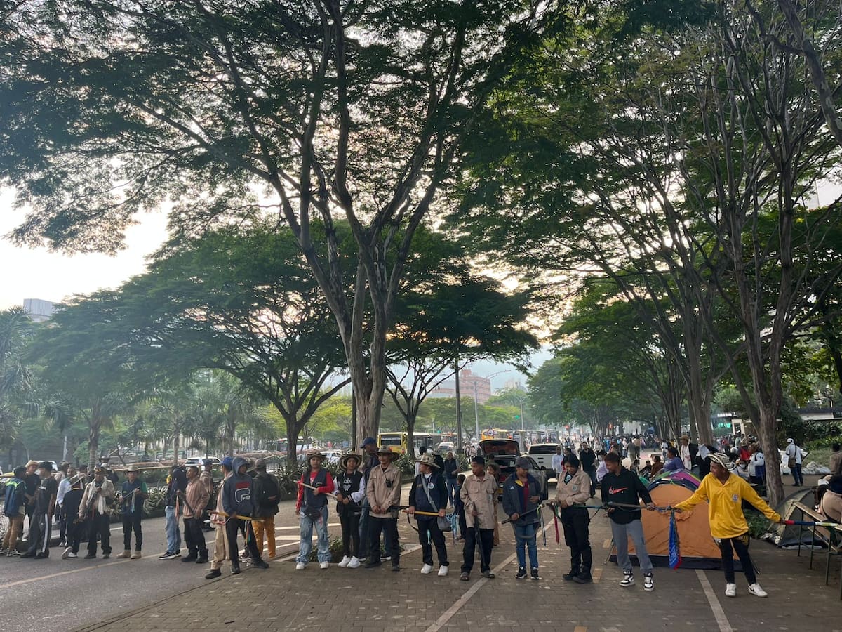Indígenas bloquean accesos a la Alcaldía de Medellín, Gobernación de Antioquia y Palacio de Justicia