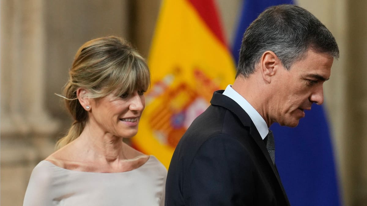 Un tribunal en España confirma el juicio a la esposa del presidente Pedro Sánchez