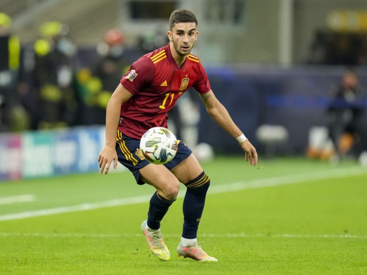 Sonríe Xavi: Barcelona, cerca de fichar a Ferran Torres