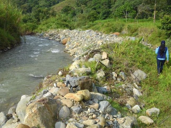 Desviaron en 40 metros el cauce del río Navarco en Salento, Quindío