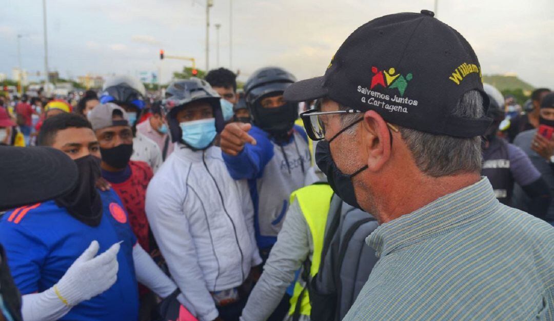 El alcalde de Cartagena manifestó que su presencia en las marchas ha sido para evitar desmanes