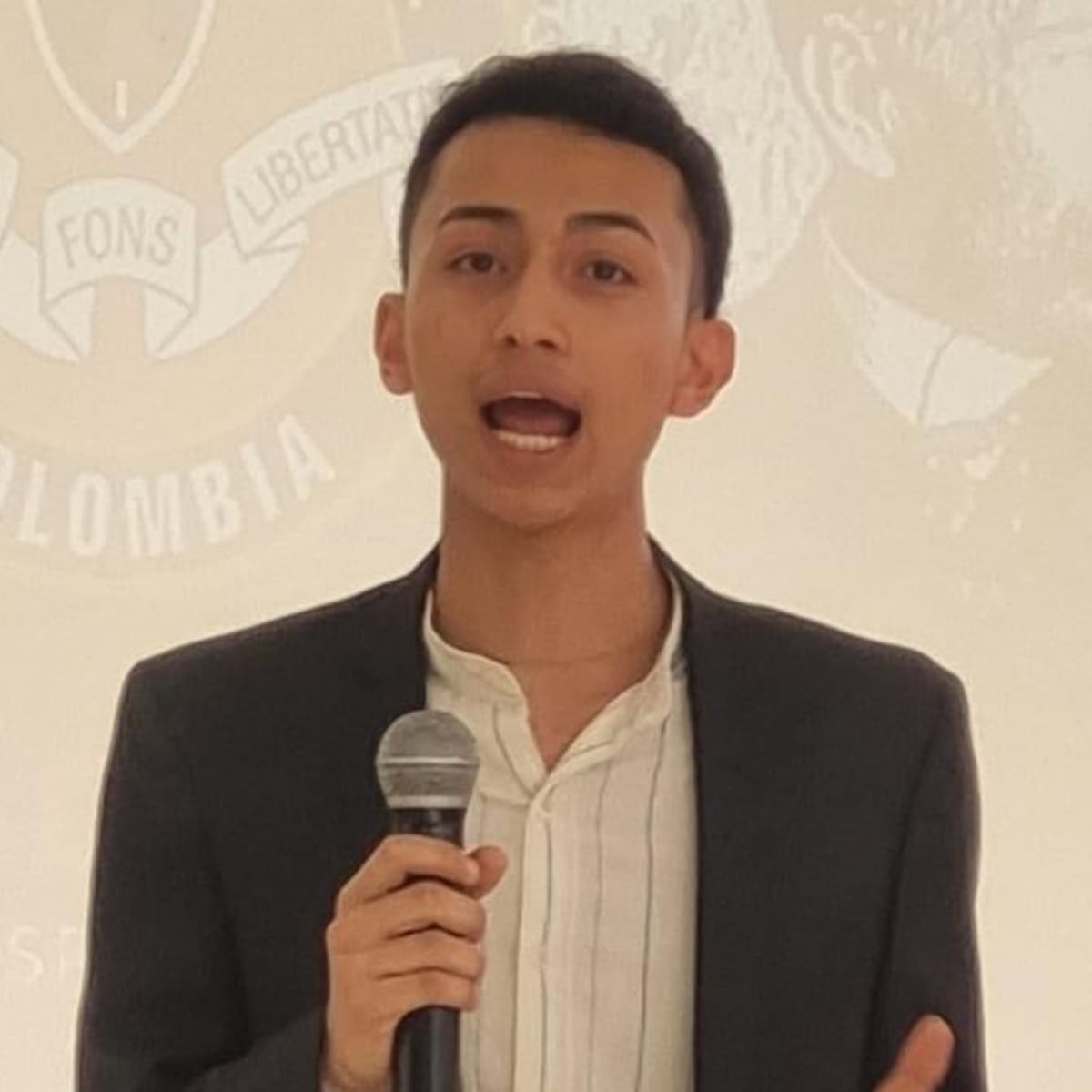 Líder estudiantil que increpó a Petro: “Por exigir nuestros derechos me amenazan de muerte”