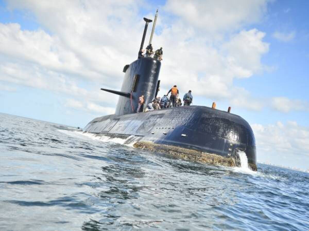 Autoridades argentinas siguen en la búsqueda de submarino desparecido con 44 tripulantes